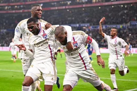 ليون يتأهل لقبل نهائي كأس فرنسا بركلات الترجيح أمام ستراسبورج